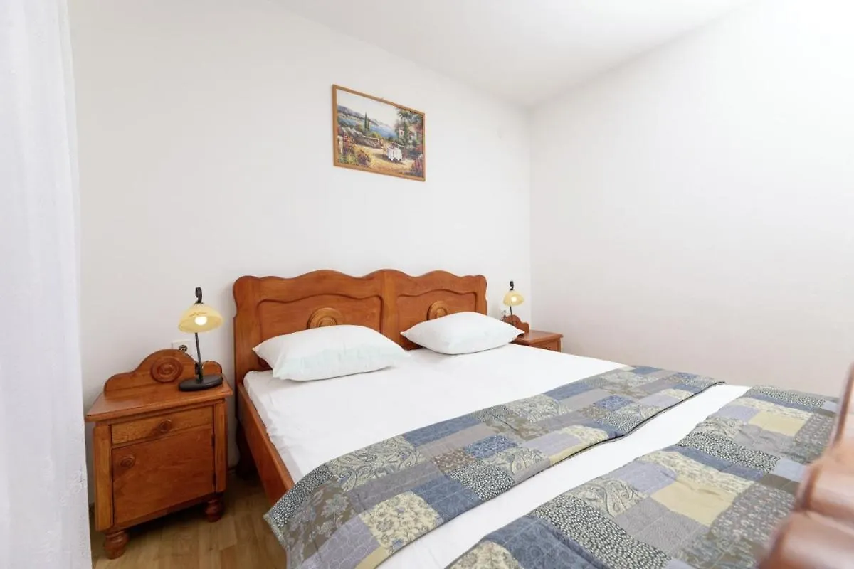 Lorenzo In Klanice Dobrinj Holiday home