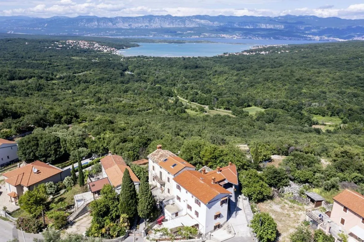 Holiday home Lorenzo In Klanice Dobrinj